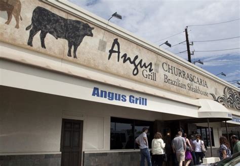 Angus grill - Restaurace je ojedinělá svým umístěním v historickém sklepení domu, částečně propojeném s plzeňským podzemím. Naše speciality z hovězího masa Angus můžete ochutnat už ve třech provozovnách v Plzni: Angus Steak House v Pražské ul.23, Angus Grill Restaurant Kajetánka a Angus Bistro a farmářský krámek, …